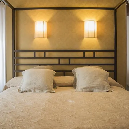 בית הארחה Casa Rabat (adults Only) 3*